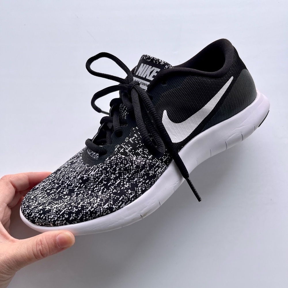 Nike Flex Contact Women's Shoes size 6 NWT